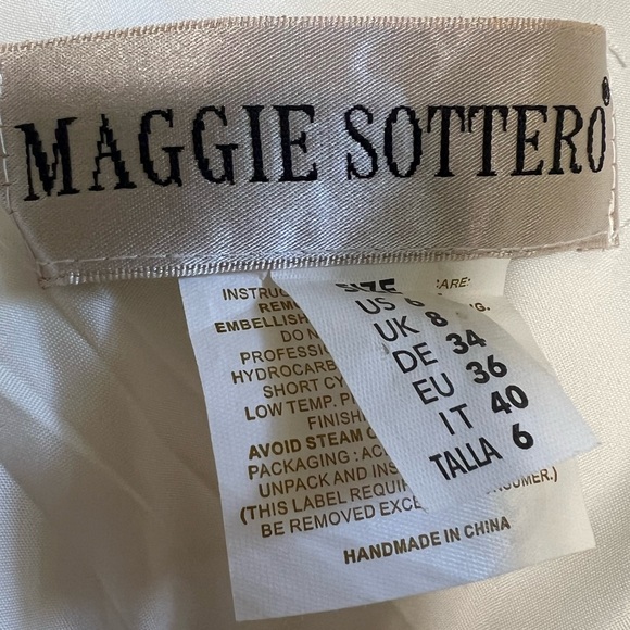 MAGGIE SOTTERO WEDDING DRESS SIZE M EVANGELINA - Picture 8 of 10